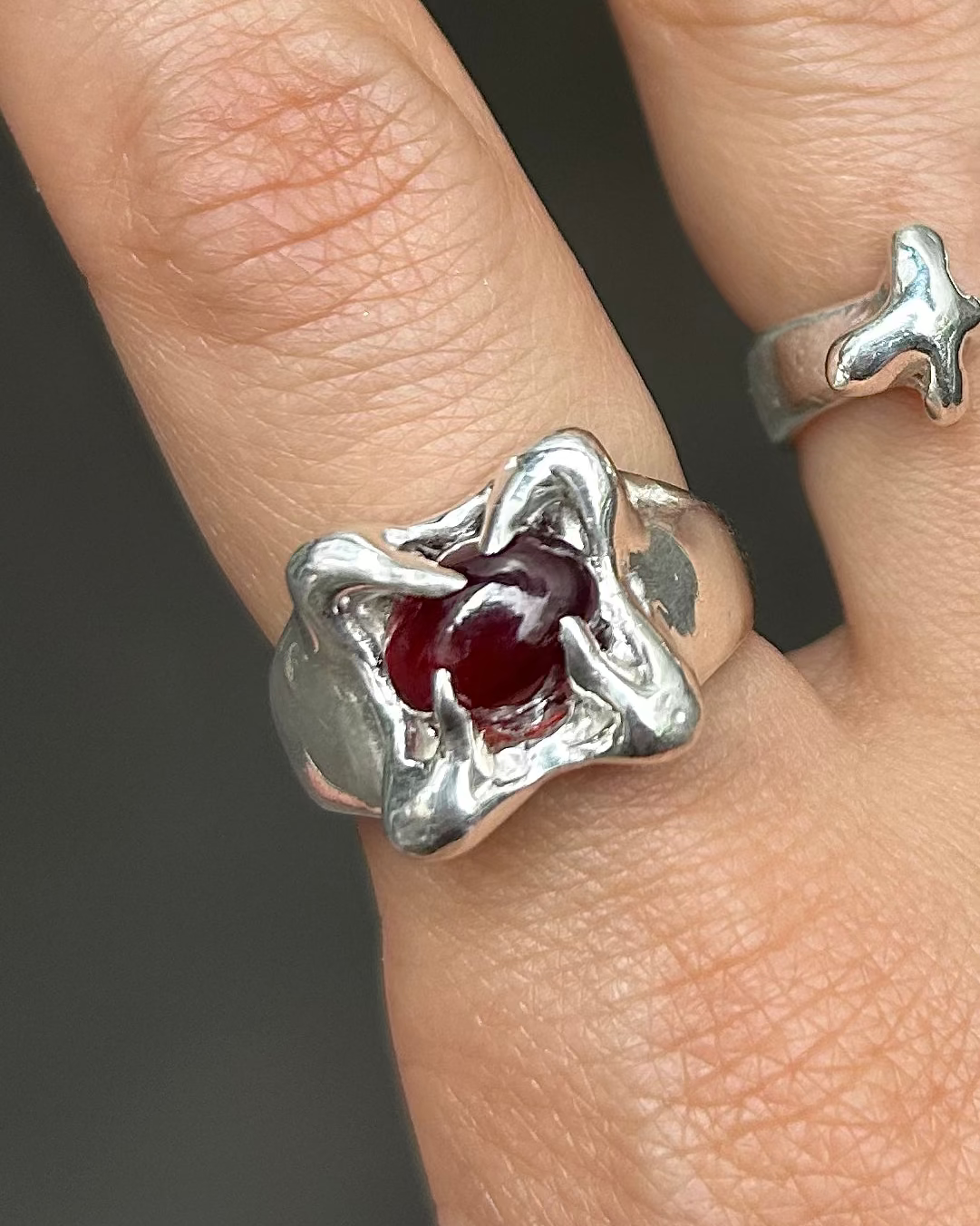 VOLCAN RING