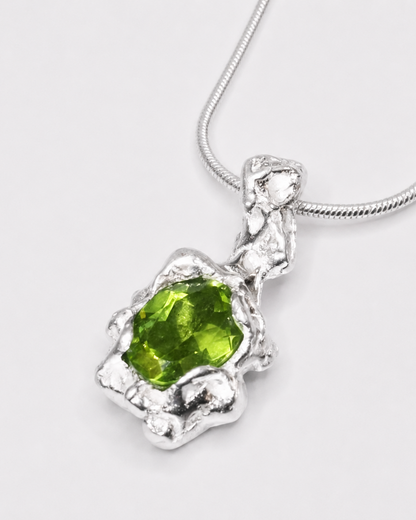 PIEDRA NECKLACE (Lime)