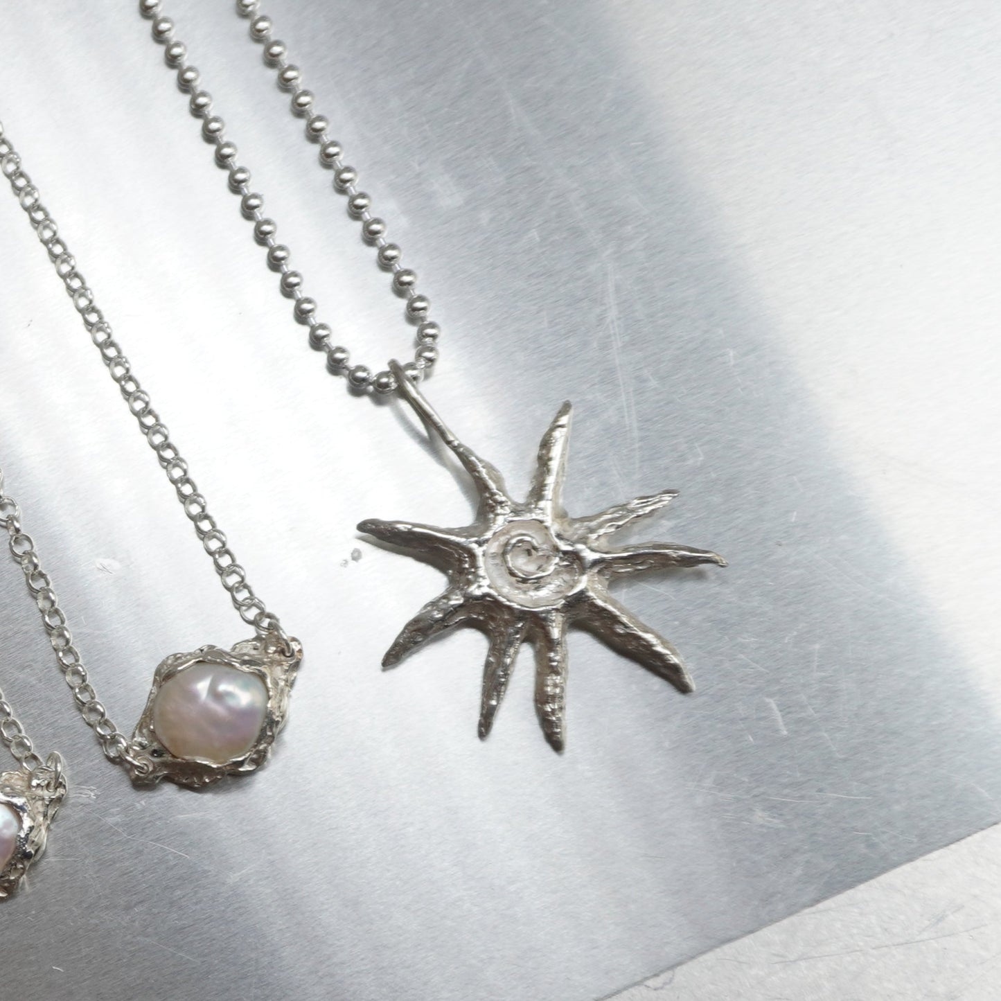 SPIRAL NECKLACE