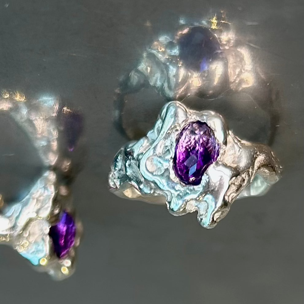 LAVA RING