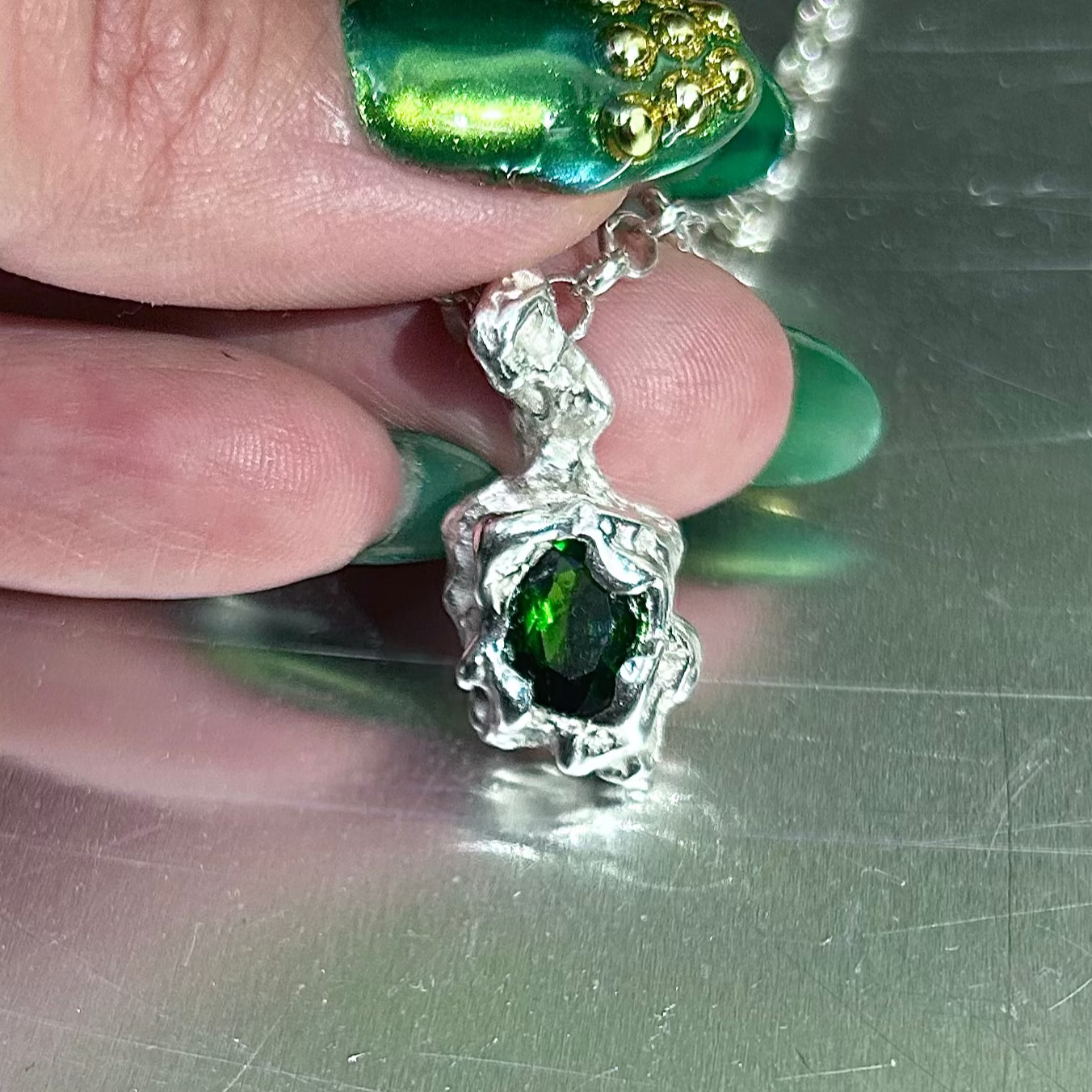 PIEDRA NECKLACE (Seaweed)