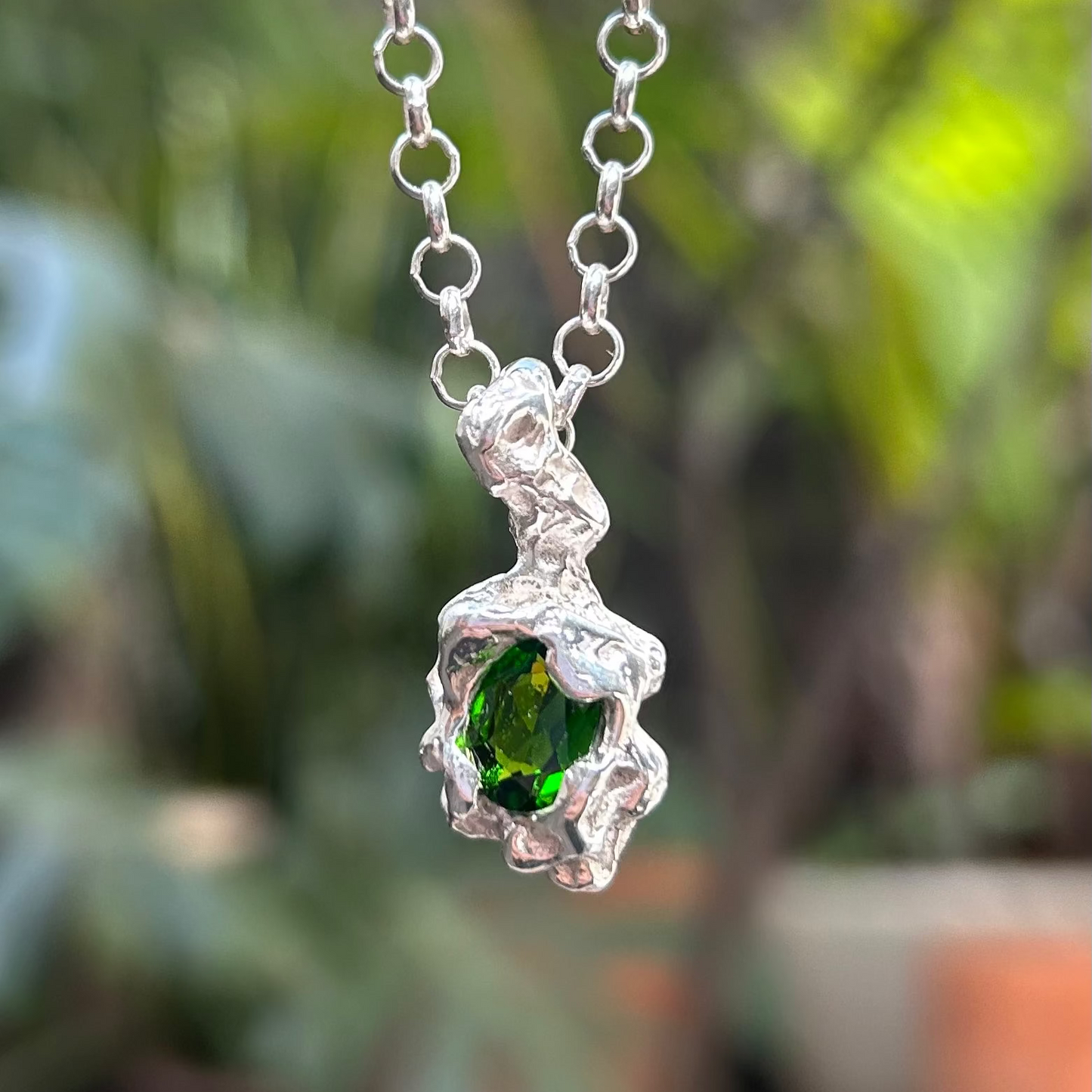 PIEDRA NECKLACE (Seaweed)