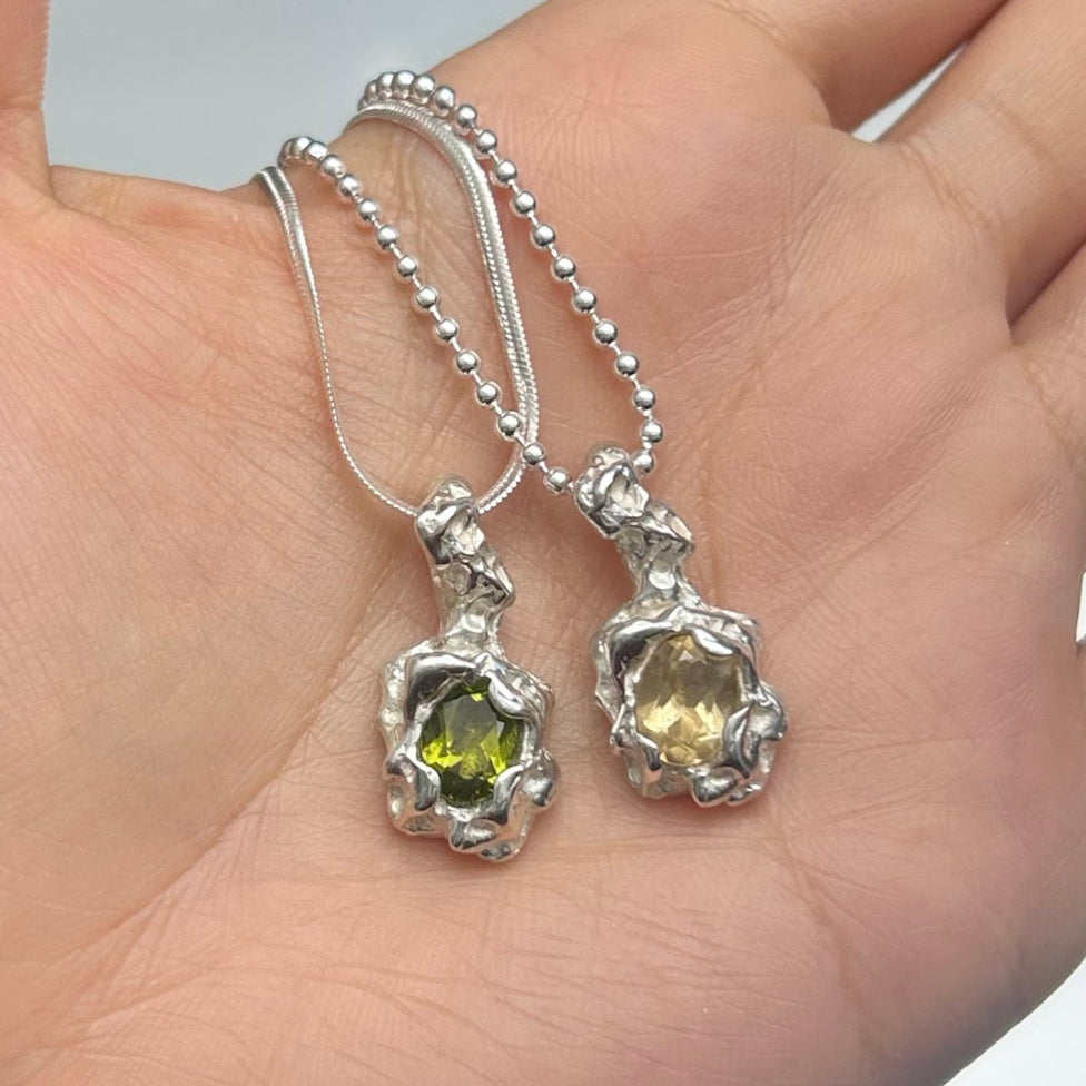 PIEDRA NECKLACE (Lime)