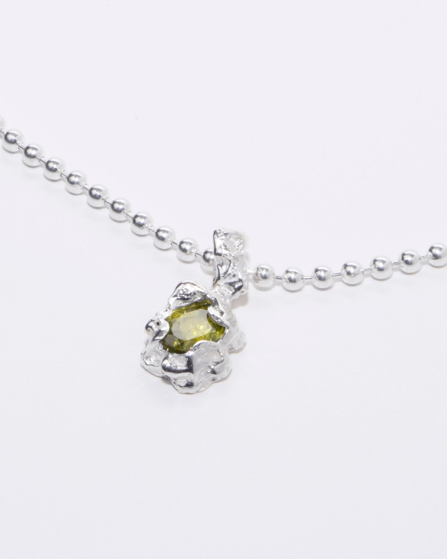 PIEDRA NECKLACE (Lime)