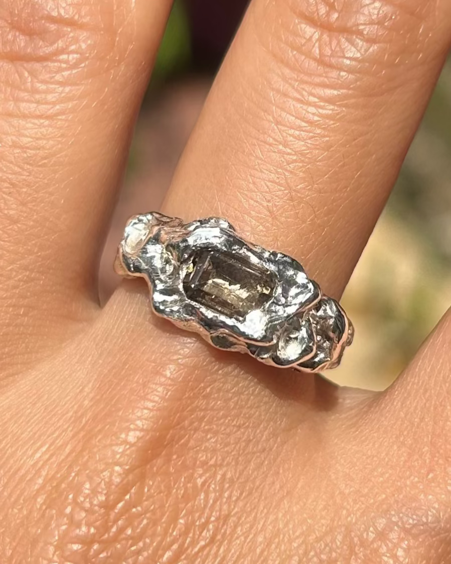 PIEDRA RING (Dirt)