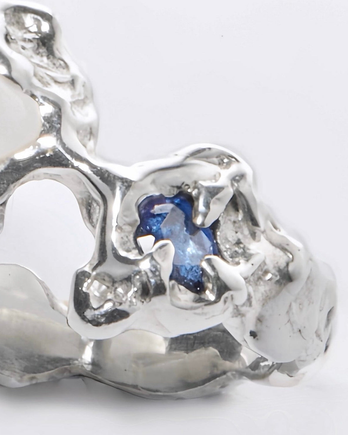 Handmade sterling silver rings by CHNITA