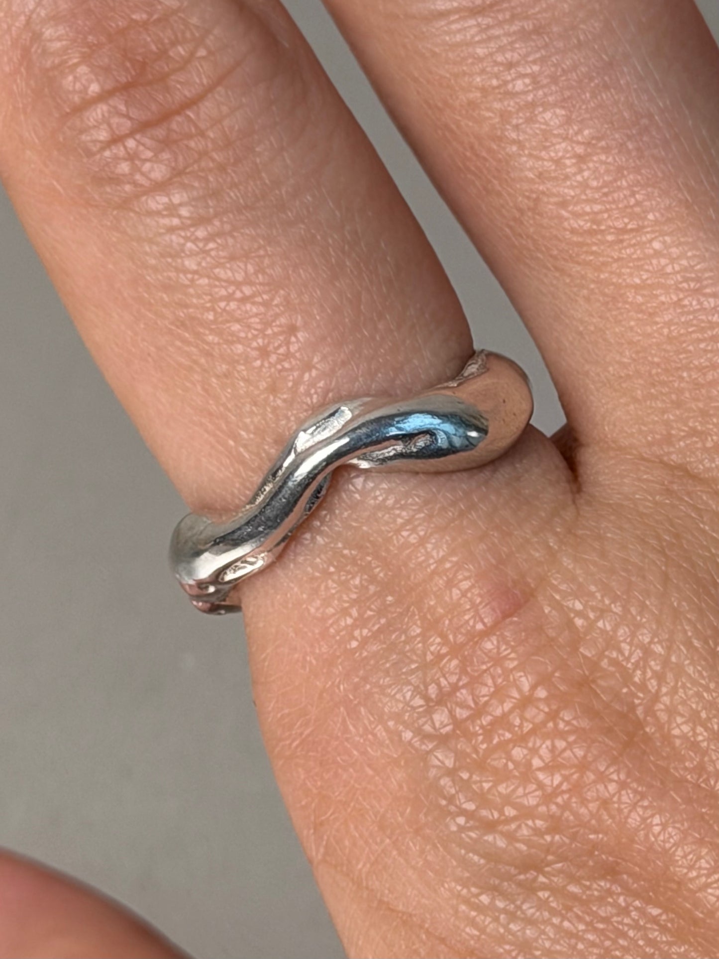 WAVE RING