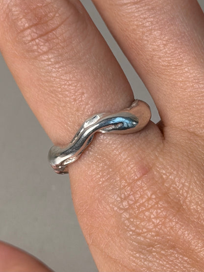 WAVE RING